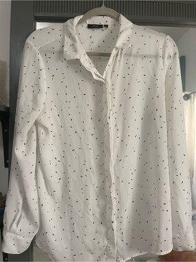 Apt. 9 White Blouse with Black Dot Dash Print